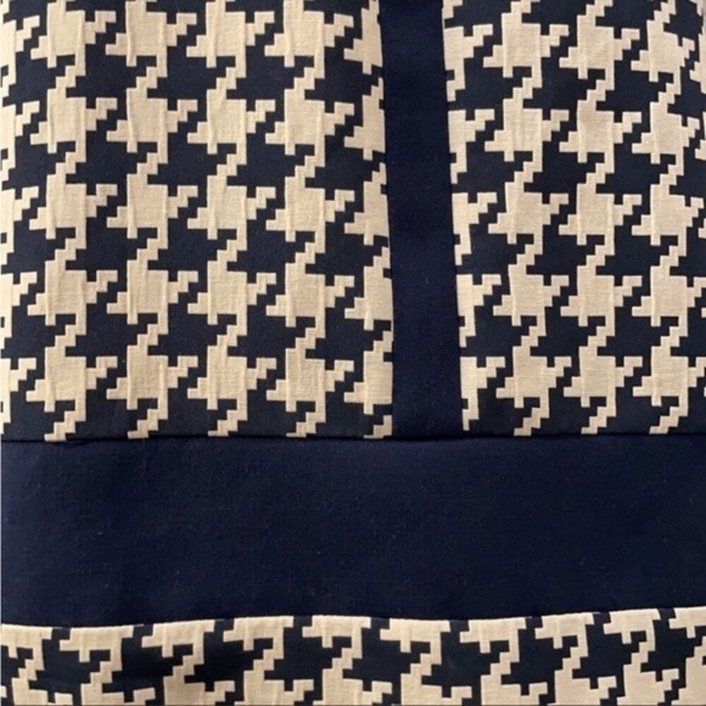 Alex Marie Women’s Size 10 Sleeveless Dress Cream Blue Houndstooth Knee Length - Picture 2 of 6